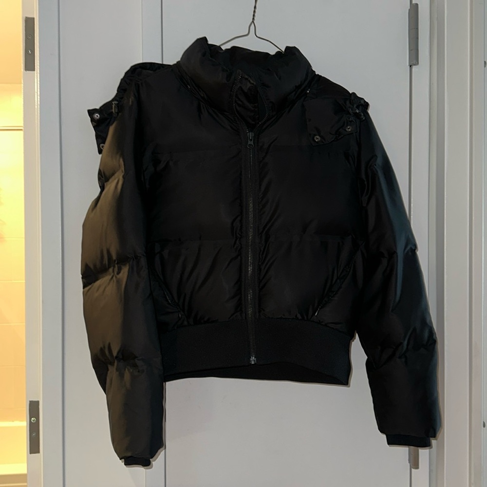Ivy Park Cropped Hooded Puffer Jacket Size XS Beyoncé